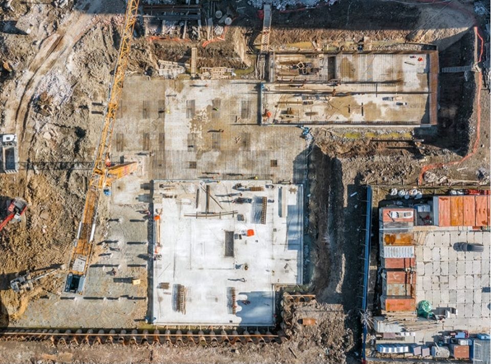 Concrete delivery lead times on large commercial construction sites in Calgary