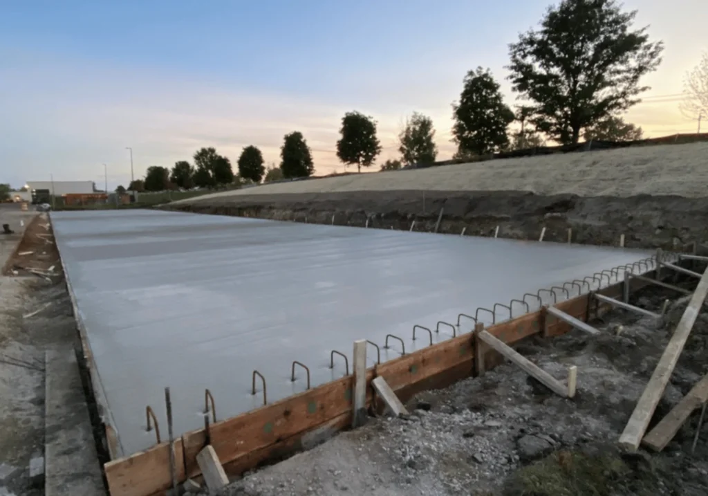 High-strength concrete applications in Calgary for heavy-duty foundation slabs
