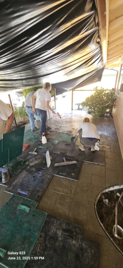 Slump control in concrete preparation with reinforced base and moisture protection before placement
