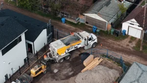 5 reasons a volumetric truck beats bagged concrete (and 2 reasons it doesn't) for a 1-yard pour