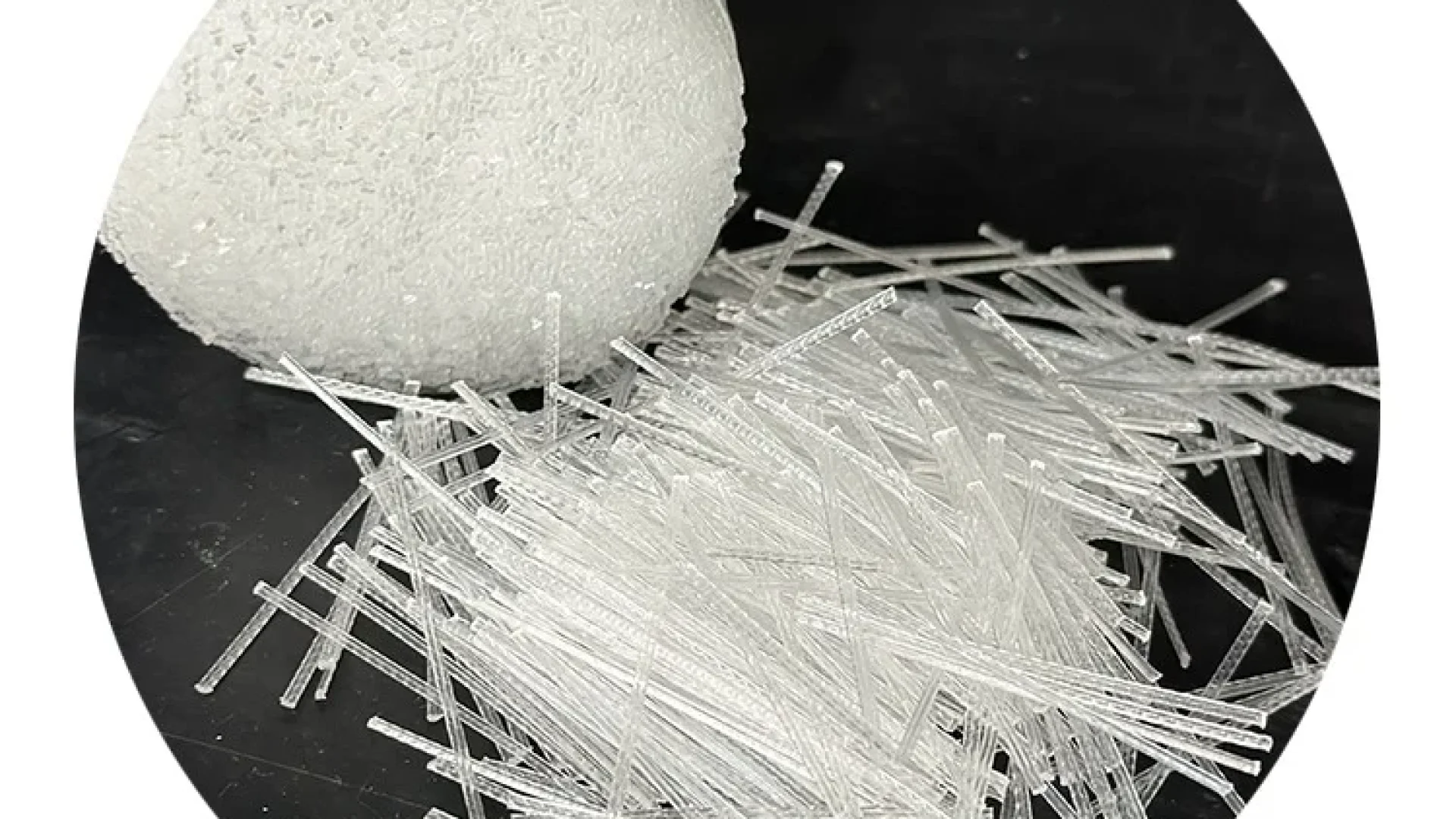 Fiber mesh in concrete consisting of polypropylene fibers mixed directly into ready-mix concrete