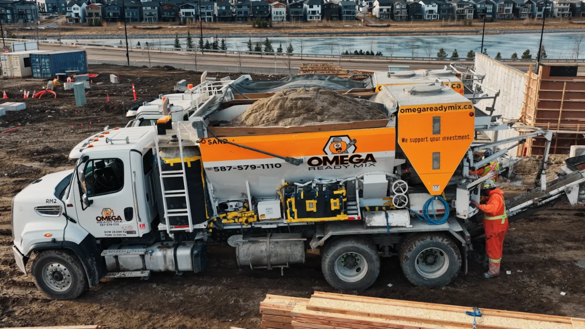 Why Your 7 AM Pour Keeps Getting Late, and How On-Site Mixing Fixes It